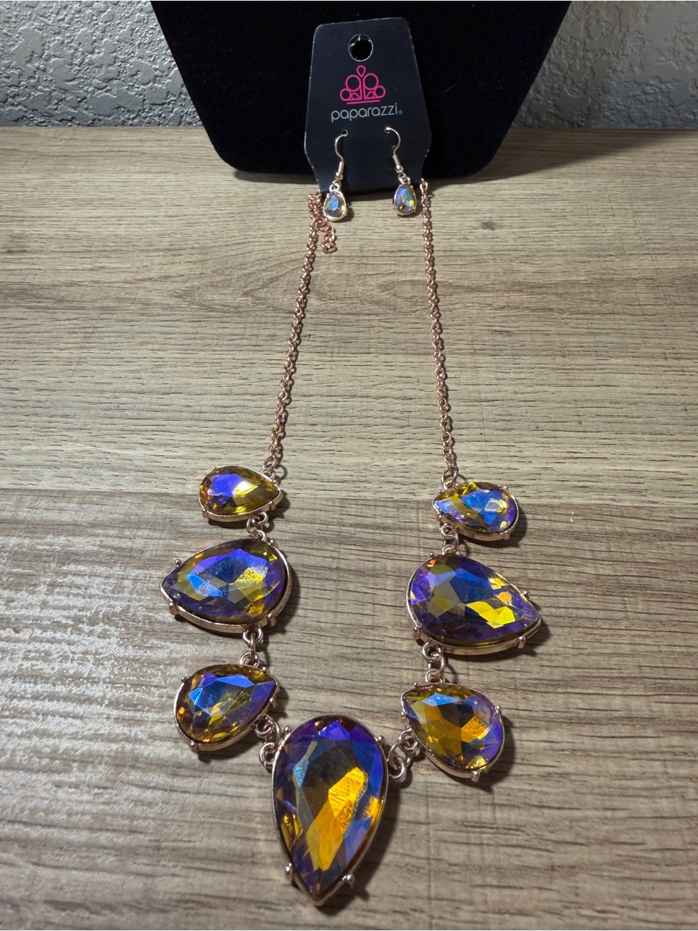 paparazzi Iridescent Teardrop Statement Necklace - Purple & Gold
